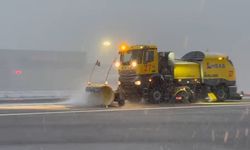 Kar hava ulaşımını etkiledi; bazı seferler iptal edildi