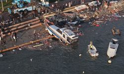 Fırtına nedeniyle bazı tekneler alabora oldu; denize düşen bir kişi kurtarıldı