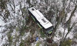 Belediye otobüsü şarampole devrildi: 12 yaralı