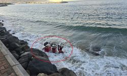 Kontrolden çıkan elektrikli motosiklet denize düştü; 2 yaralı