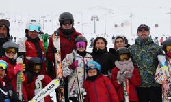 Şehit çocukları, Erciyes’te kayak yaptı