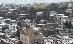 Safranbolu’nun tarihi konakları karla kaplandı