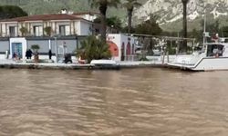 'Sakin Şehir'de denizin rengi değişti