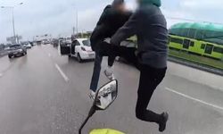 Trafikte tekme- yumruk kavga eden sürücülerin ehliyetlerine el konuldu