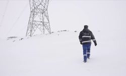 Bakan Bayraktar, kesintisiz enerji akışı için ekiplerin 7 gün 24 saat sahada olduğunu bildirdi