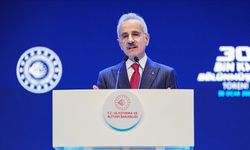 Bakan Uraloğlu: Bölünmüş yol ağımızı 30 bin kilometreye çıkardık.