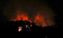 ABD Venezuela'nın başkenti Caracas'ı bombaladı