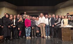 Tiyatro sanatçısı Bülent Emin Yarar, Devlet Tiyatrolarından emekli oldu