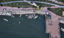 İstanbul'da dün etkili olan şiddetli fırtına ve yağış hayatı olumsuz etkiledi