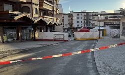 İsviçre'de barda çıkan yangına şampanya şişelerine takılı maytaplı mumların yol açtığı değerlendiriliyor