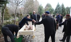 Beypazarı Belediyesi kandil simidi dağıttı