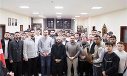 Celal Karatüre Sincan Gençliğiyle sahur sofrasında