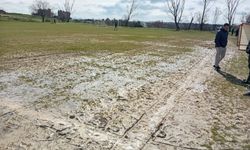 Edirne’de yağış sonrası sahaların zeminleri zarar gördü; 2 maç ertelendi