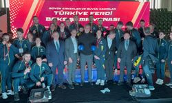 Fenerbahçe Kulübü Başkanı Sadettin Saran, Türkiye Boks Şampiyonası'nı takip etti