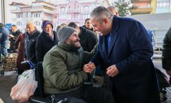 Başkan Özarslan pazar esnafı ve vatandaşlarla görüştü