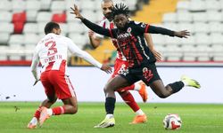 Gençler evinde kaybetmiyor