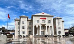 Muğla’da rüşvet soruşturması: Kaymakamın koruma polisi ve şoförü gözaltında