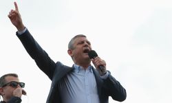 Özgür Özel: Siyasetçiyi başsavcı, sonra da o başsavcıyı tekrar siyasetçi yapmıştır