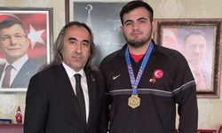 Ömer Aydoğmuş: “Yozgatlı yiğidimiz Ayberk Bostan göğsümüzü kabarttı”