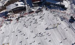 Sömestirde Uludağ’a tatilci akını; Milli Park gişelerinden 15 günde 47 bin araç geçiş yaptı