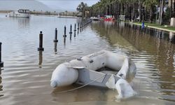 Muğla'da Köyceğiz Gölü taştı, ev ve iş yerlerini su bastı