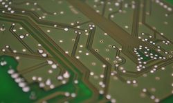 Küresel yarı iletken satışları 2025'te yüzde 25,6 arttı