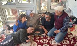 71 ve 72 yaşındaki çift, 52 yıldır engelli 3 çocuklarına bakıyor