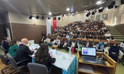 Ankara'da bağımlılıkla mücadele paneli düzenlendi