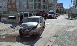 Kahramankazan’da iki araç çarpıstı, iki kişi yaralandı