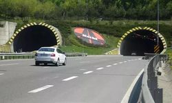 Bayram tatillinde Bolu Dağı Tüneli'nden 331 bin 321 araç geçti