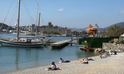 Bodrum'da bayramın son gününde tatilciler plajlarda zaman geçirdi