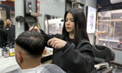 Erkek berberin çırağı Sırma, kendi dükkanını açmak istiyor