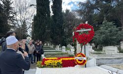 Gazeteci Çetin Emeç ölümünün 36’ıncı yılında mezarı başında anıldı