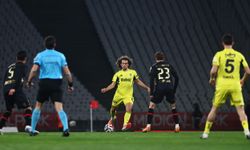 Namağlup serisi sona eren Fenerbahçe, şampiyonluk yarışında yara aldı