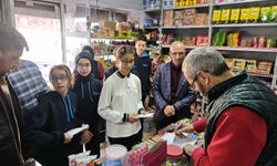 Öğrenciler, 'zimem defteri' geleneğiyle borçları ödedi