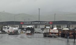 Orta Doğu’daki gerilime rağmen Habur Sınır Kapısı’nda ticaret trafiği kesintisiz sürüyor