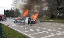 Samsun'da 6 aracın karıştığı kaza sonrası yangın çıktı; 3 yaralı