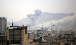 İran'ın başkenti Tahran'da patlamalar meydana geldi