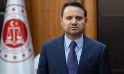 Adalet Bakanı Gürlek'ten kırmızı bültenle aranan suçluların Türkiye'ye iadelerine ilişkin açıklama