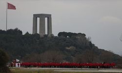 AKUT ekipleri Gelibolu Yarımadası'nda şehitler anısına yürüyüş yaptı