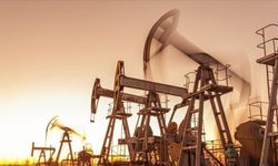 Brent petrolün varil fiyatı 90 doları aştı