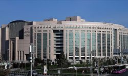 İstanbul'daki FETÖ operasyonunda yakalanan 17 şüpheli tutuklandı