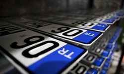 Standart dışı plakalar için tanınan rehberlik süresi yarın sona eriyor