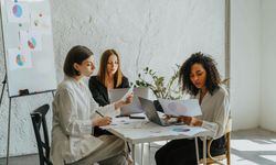 Kadınlar erkeklerden daha uzun yaşıyor