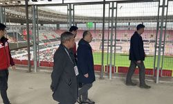 Eskişehir Emniyet Müdürü Yılmaz maç öncesi stadyumda inceleme yaptı