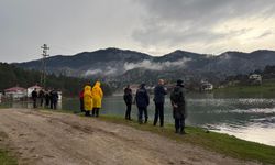 Emekli polis, balık tutmak için gittiği gölette boğuldu