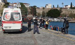 Deniz manzarası izlerken dalga ile açığa sürüklendiler; 2 kardeş kurtuldu, kuzenleri öldü