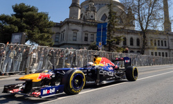 Formula 1 aracı İstanbul sokaklarında