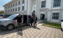 Kamyonet hırsızı, sahte kimlikle kaldığı otelde yakalandı