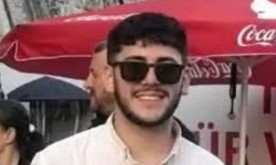 Konser sırasında girdiği denizde boğulma tehlikesi geçiren Emre, kurtarılamadı